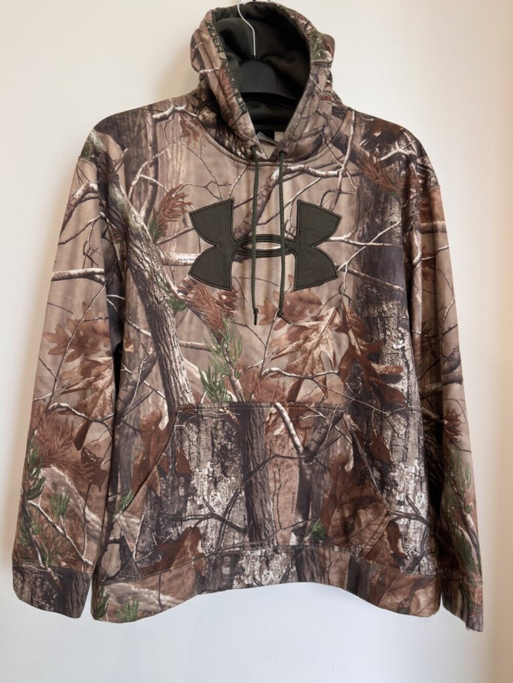 MEN'S LARGE UNDER ARMOUR REALTREE HOODIE